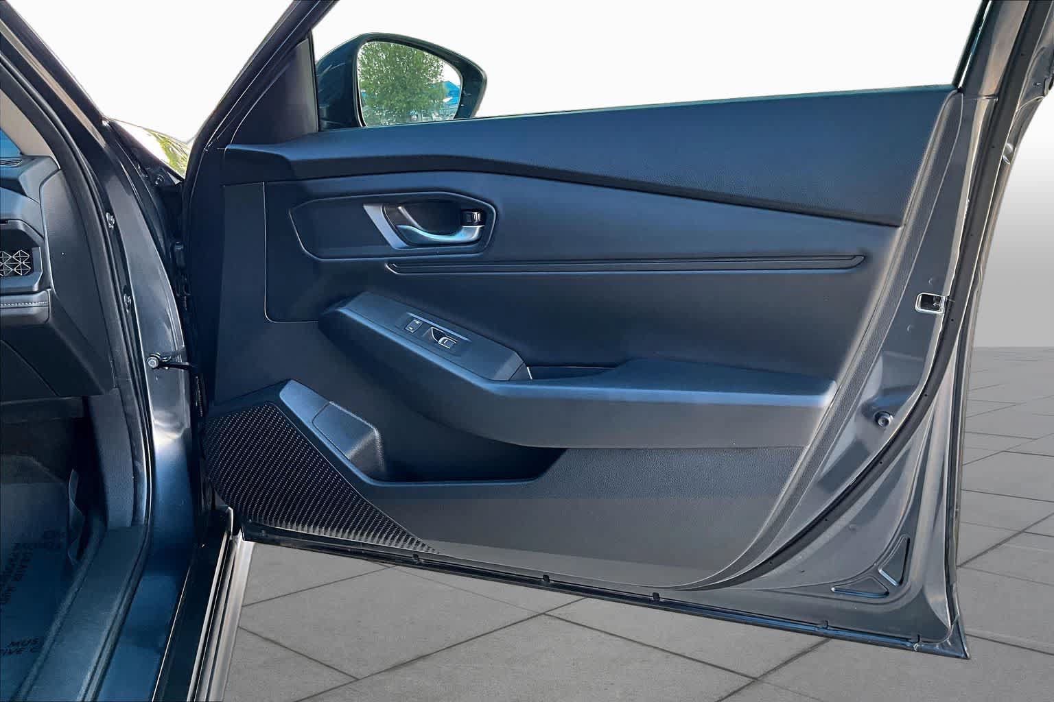 Used 2024 Honda Accord EX image 23