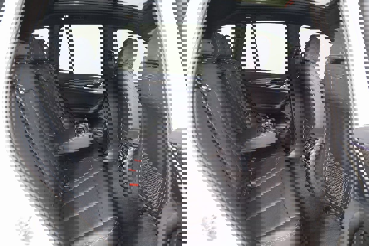 Used 2023 BMW X3 M40i image 14