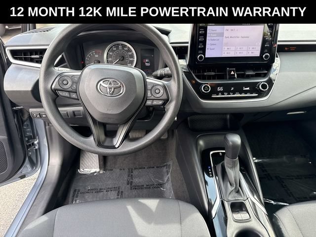 Used 2020 Toyota Corolla LE FWD image 17