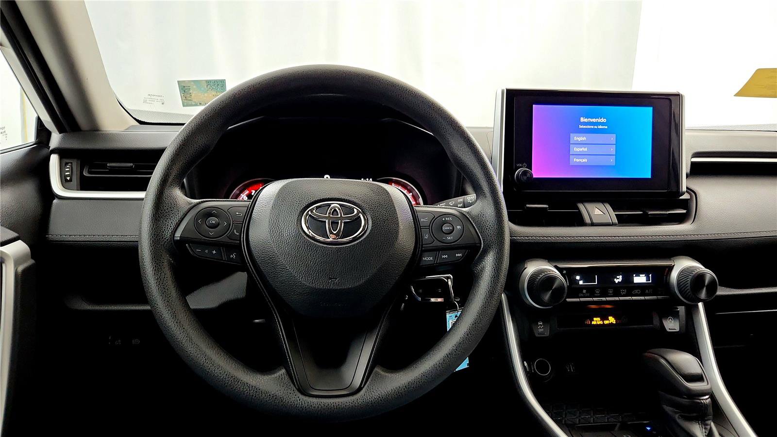 Certified 2023 Toyota RAV4 LE image 27