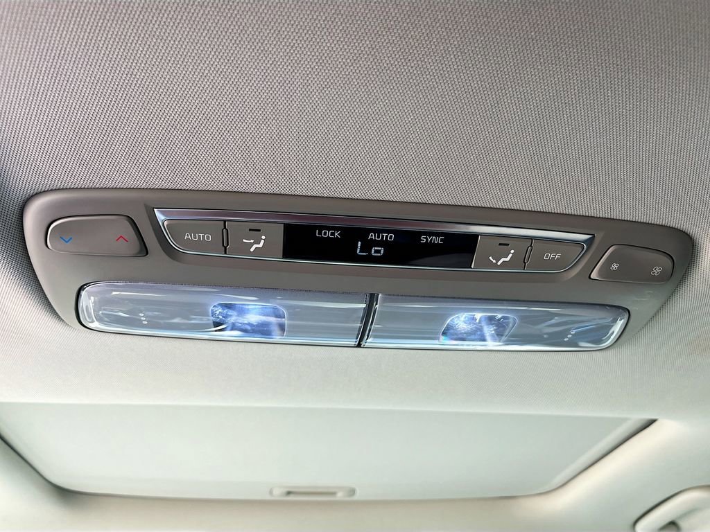Used 2021 Kia Telluride SX w/ Towing Package image 27