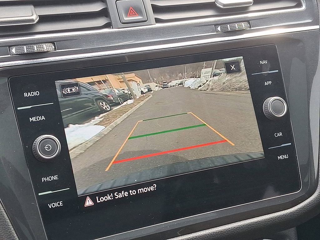 Used 2023 Volkswagen Tiguan SEL R-Line image 20