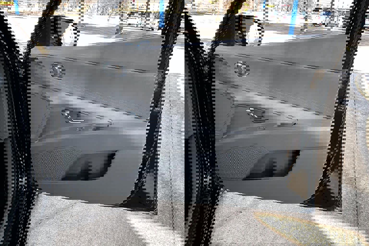 Used 2023 Hyundai Elantra SEL w/ Preferred Accessory Package image 22