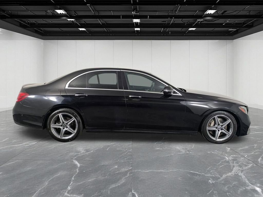 Used 2018 Mercedes-Benz E 300 image 6
