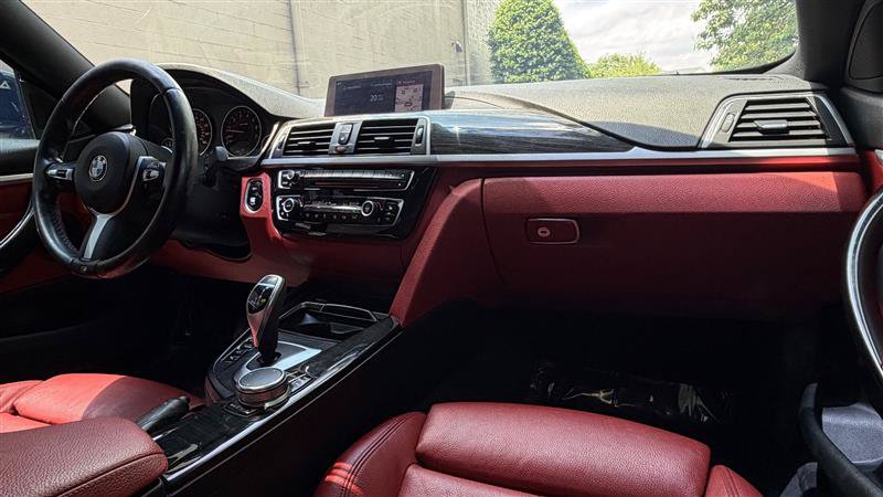 Used 2019 BMW 430i xDrive Coupe w/ M Sport Package AWD/4WD image 40