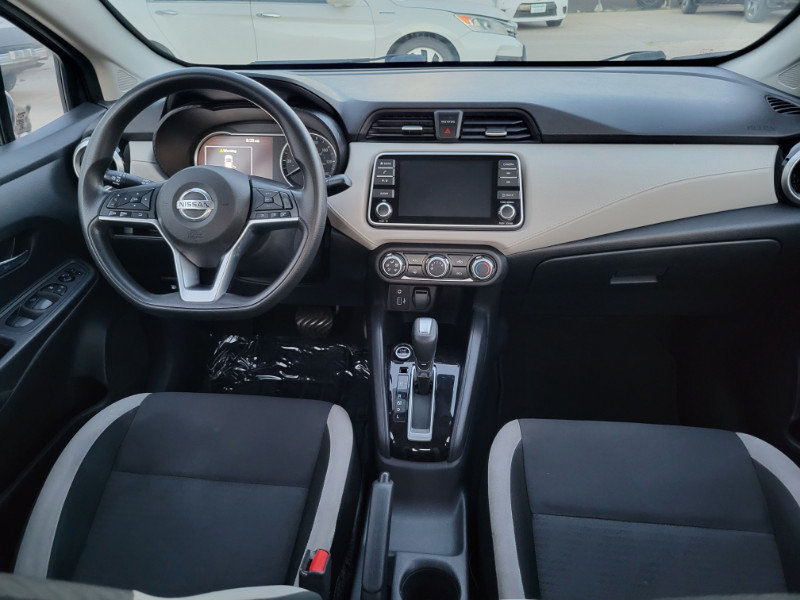 Used 2021 Nissan Versa SV FWD image 27
