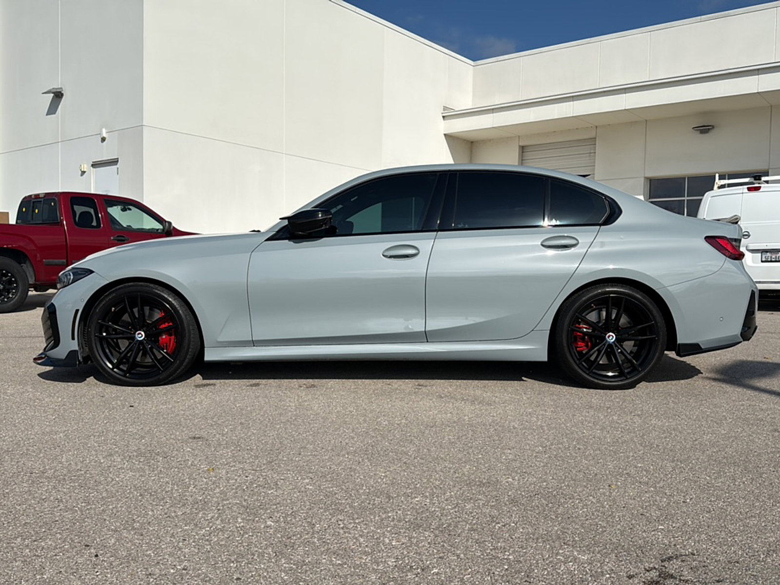 Used 2023 BMW M340i w/ Premium Package image 4