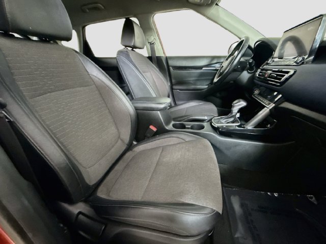 Used 2022 Kia Seltos S FWD image 28