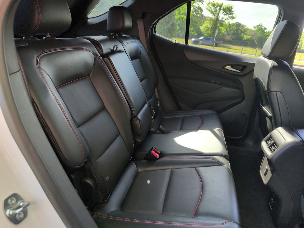 Used 2024 Chevrolet Equinox RS w/ RS Leather Package FWD image 29