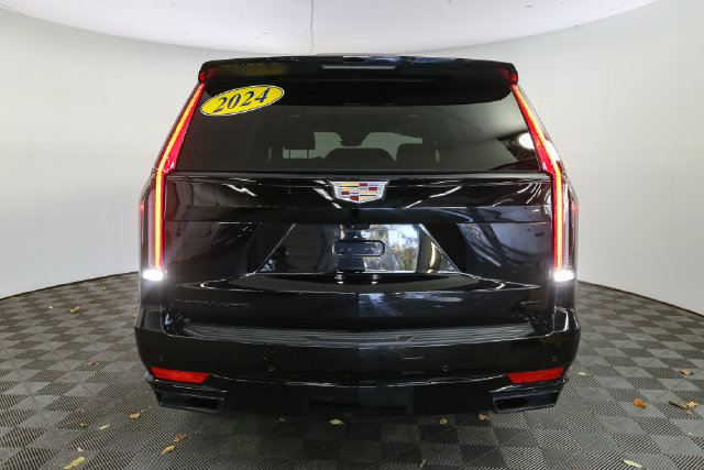 Used 2024 Cadillac Escalade Sport w/ LPO, ONYX Package AWD/4WD image 8