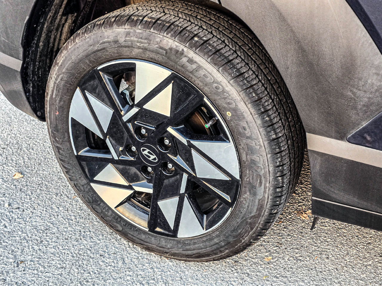 Used 2024 Hyundai Kona SEL FWD image 9