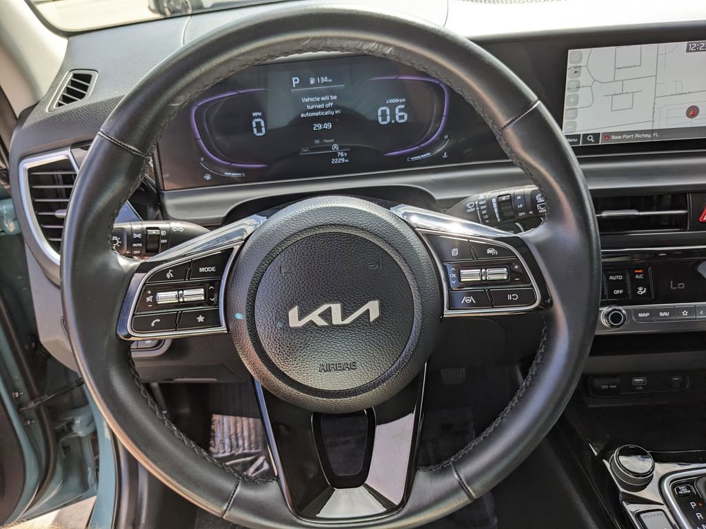 Certified 2025 Kia Seltos S image 29