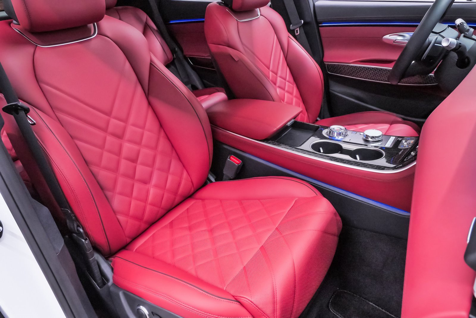 Certified 2026 Genesis GV70 3.5T Sport Prestige image 15