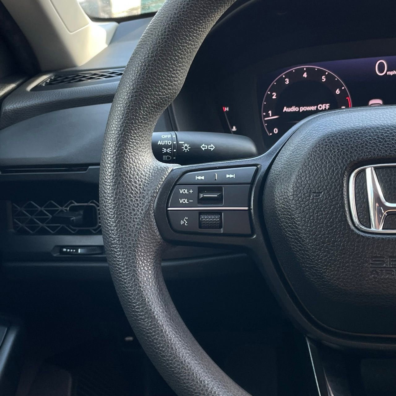 Used 2024 Honda Accord LX image 13