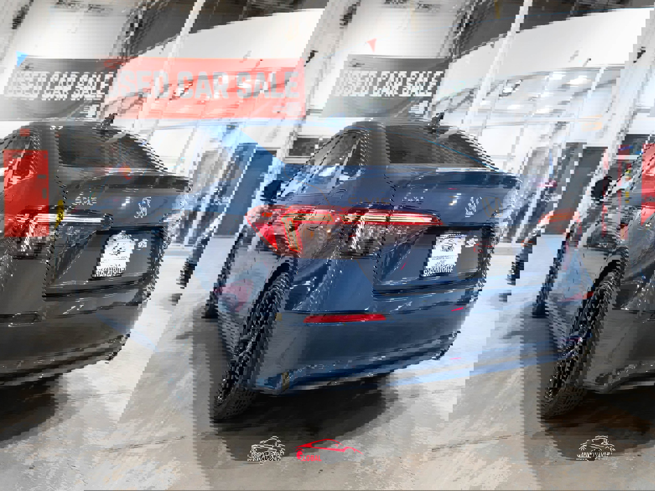 Used 2025 Honda Civic Sport image 5