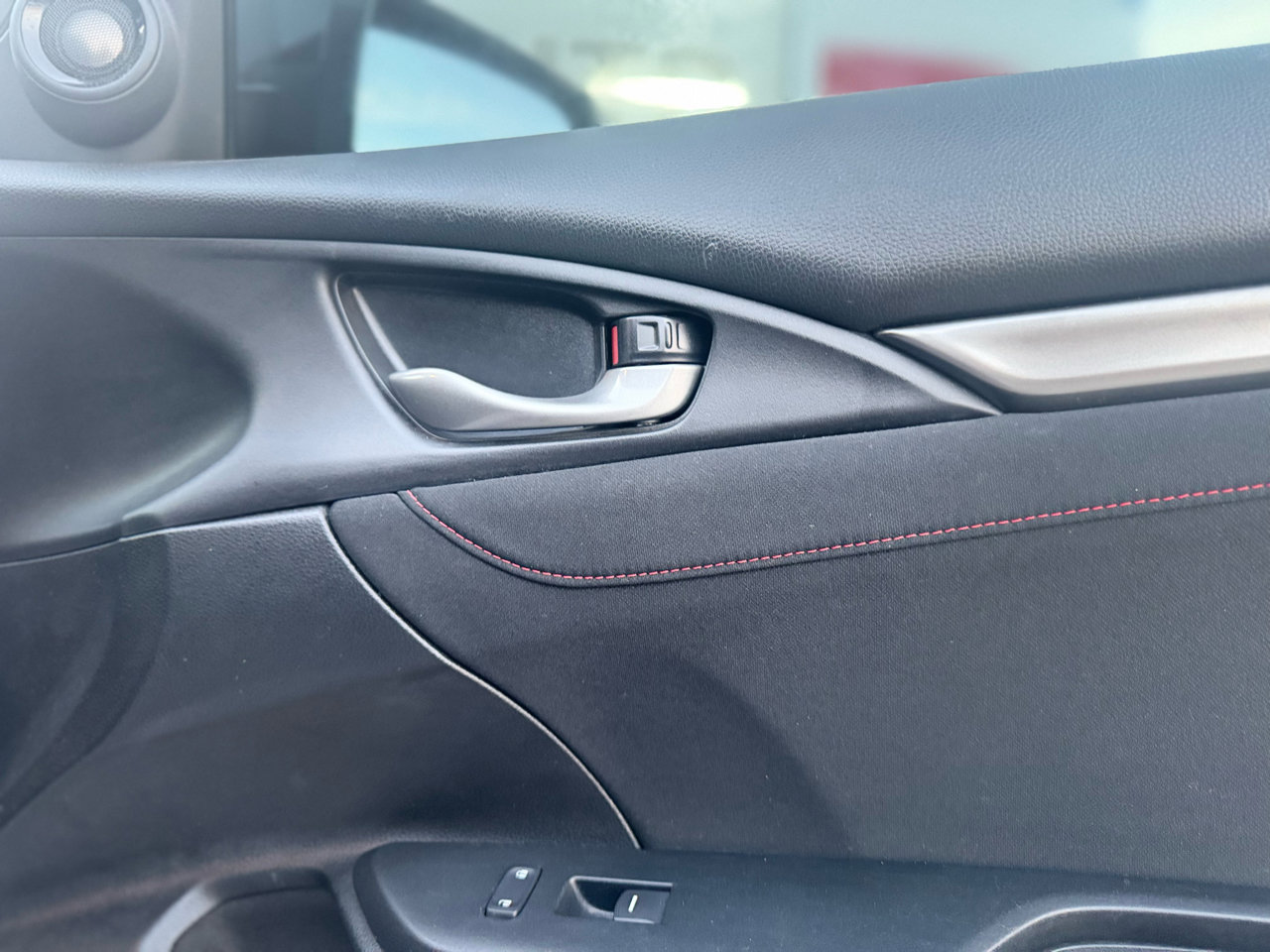 Used 2018 Honda Civic Si image 47