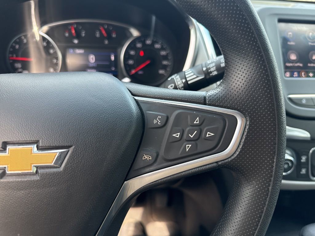 Used 2022 Chevrolet Equinox LS w/ LS Convenience Package image 17