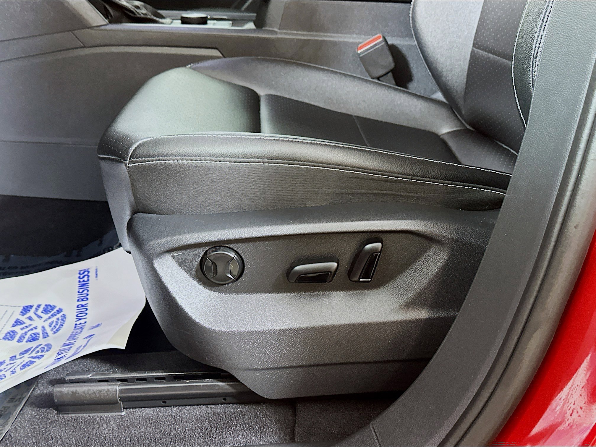 Used 2023 Volkswagen Atlas SE image 18