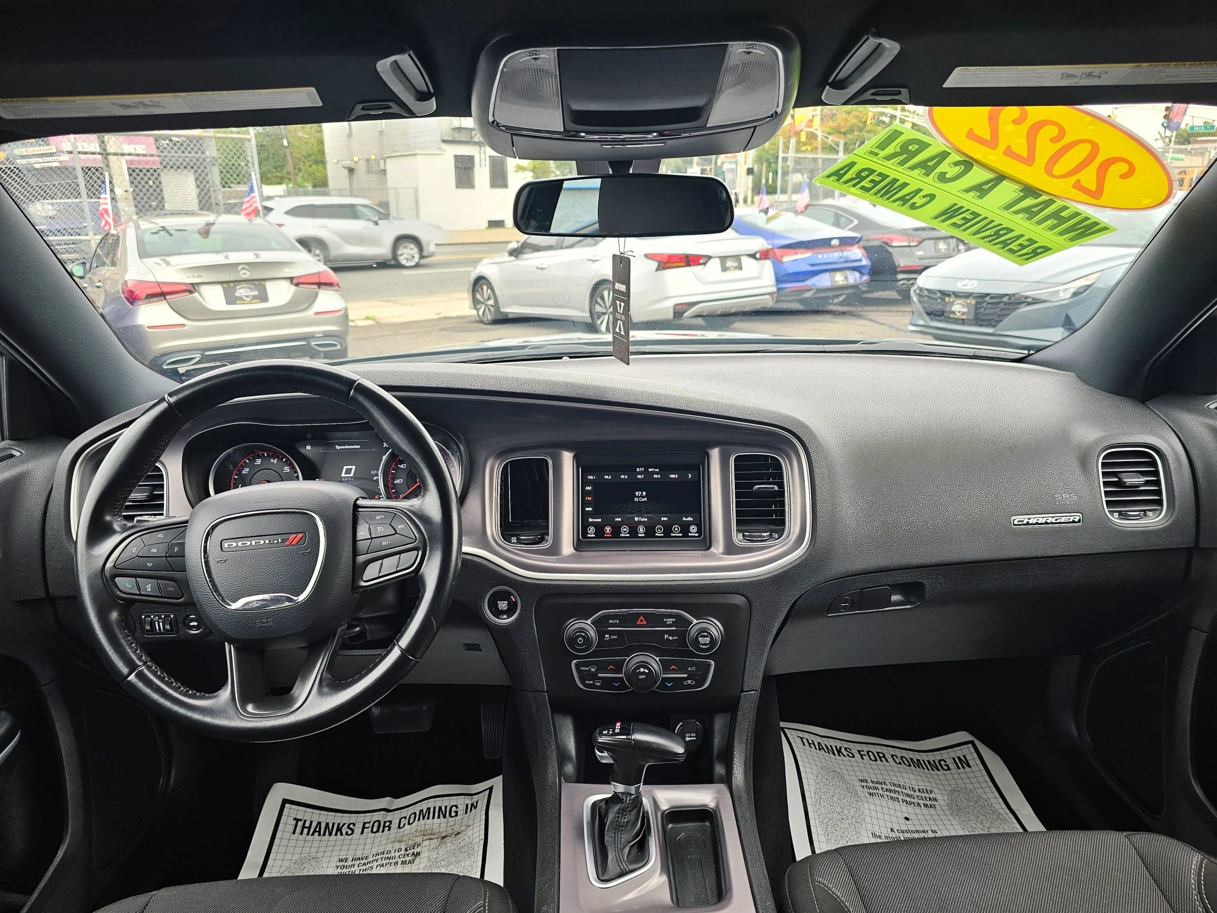 Used 2022 Dodge Charger SXT image 13
