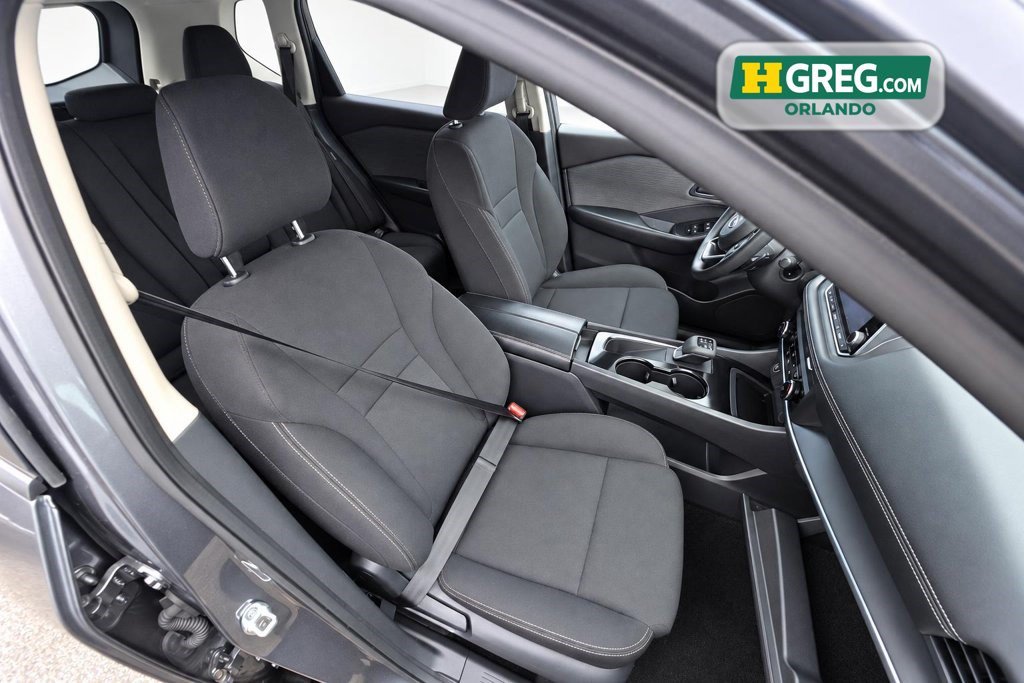 Used 2023 Nissan Rogue S FWD image 11
