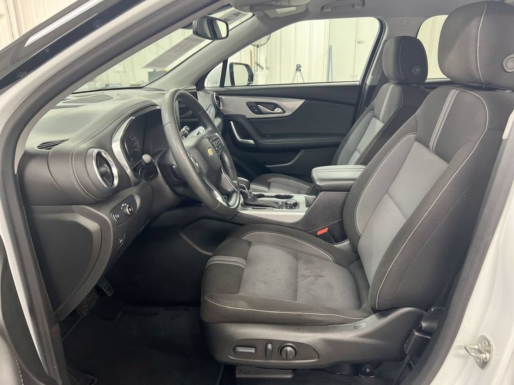 Used 2024 Chevrolet Blazer LT w/ Convenience Package FWD image 19