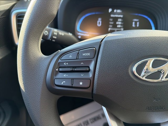 Certified 2026 Hyundai Venue SE image 21