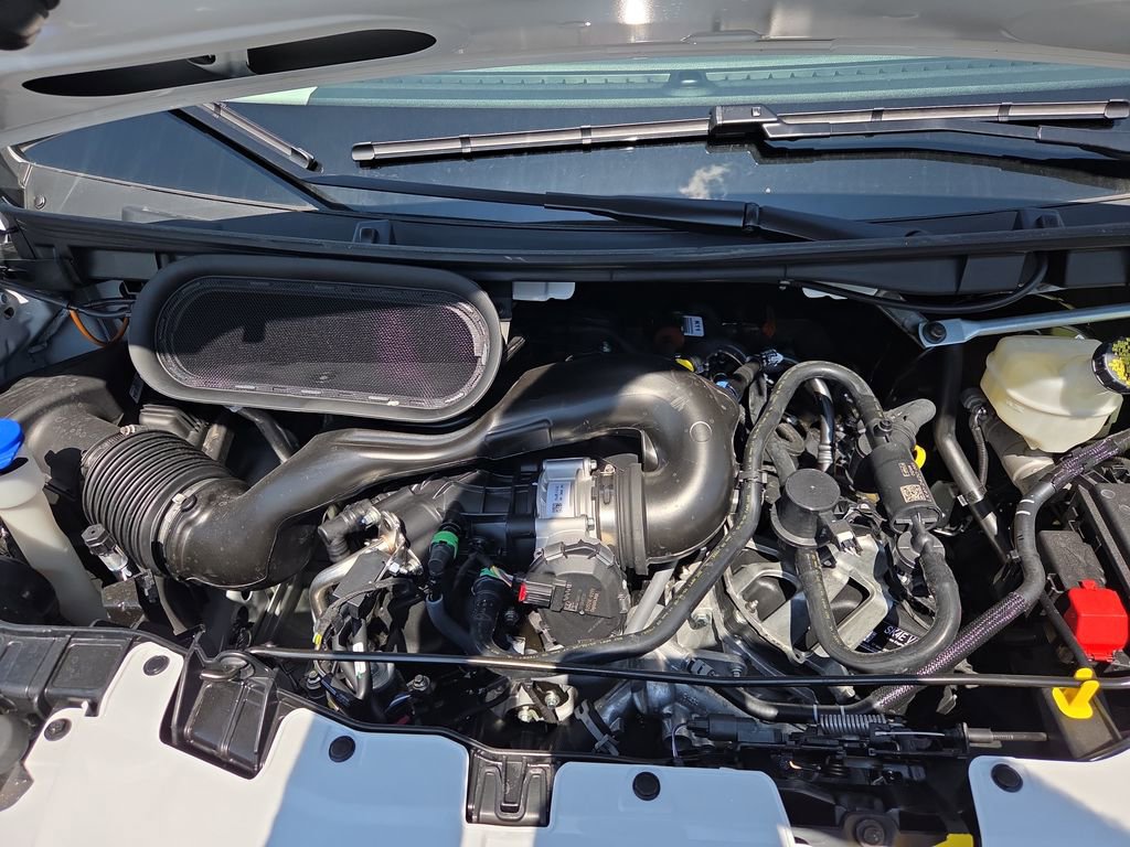 New 2025 Ford Transit 250 148 Medium Roof image 23