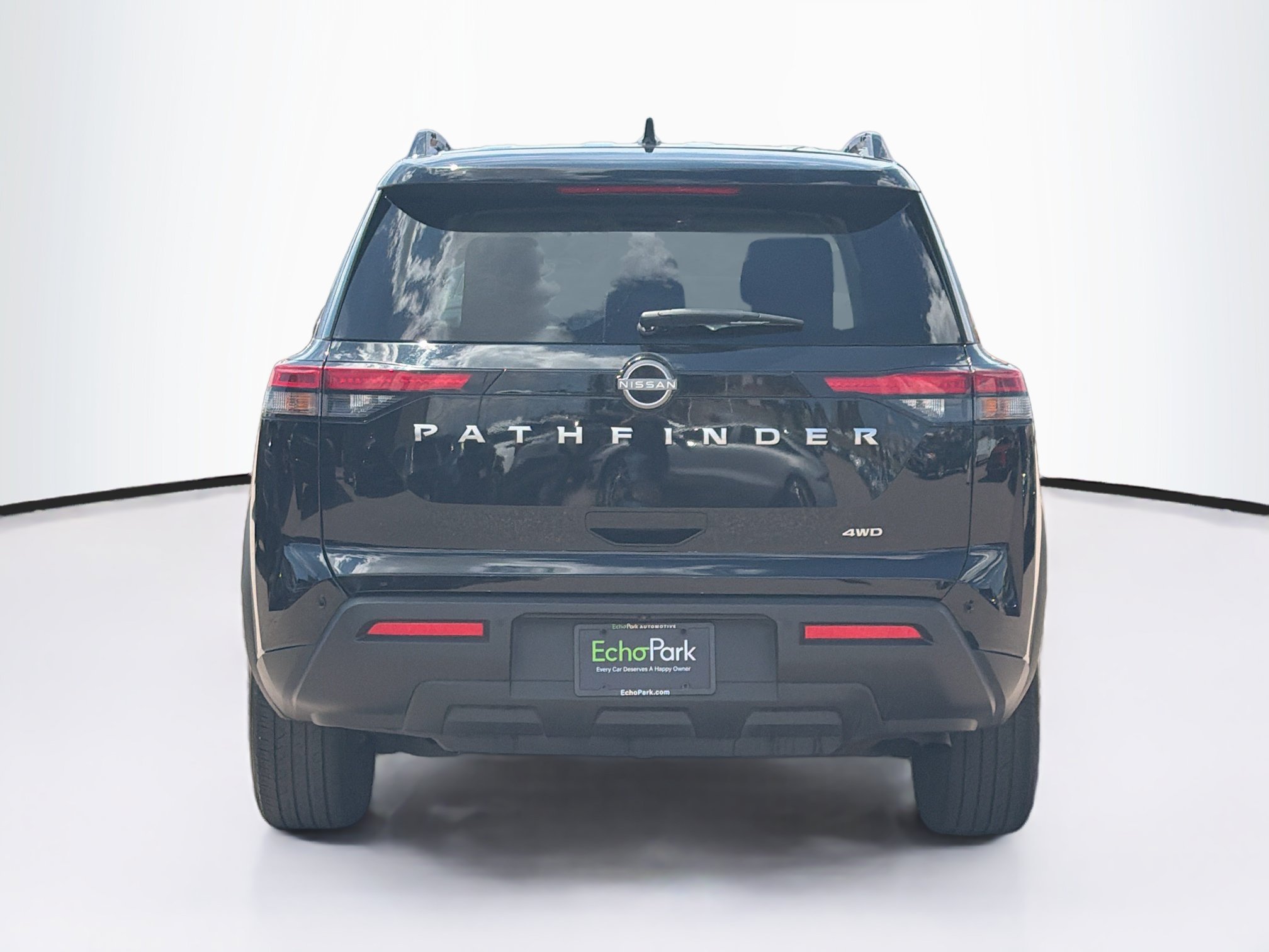 Used 2025 Nissan Pathfinder SV AWD/4WD image 7