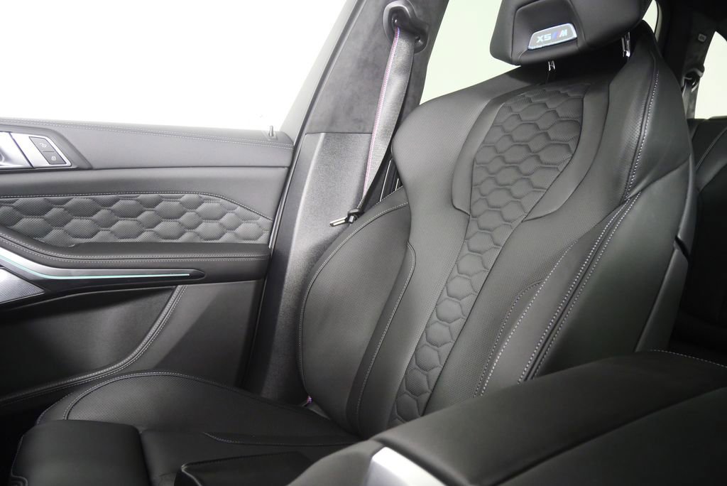 New 2026 BMW X5 M Competition w/ Executive Package image 25