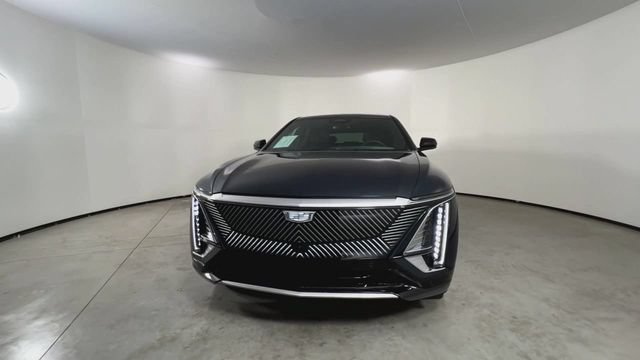Certified 2024 Cadillac Lyriq Luxury w/ LPO, Floor Liner Package RWD image 3