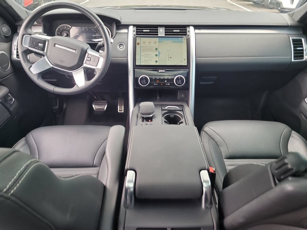 Used 2023 Land Rover Discovery S R-Dynamic AWD/4WD image 15