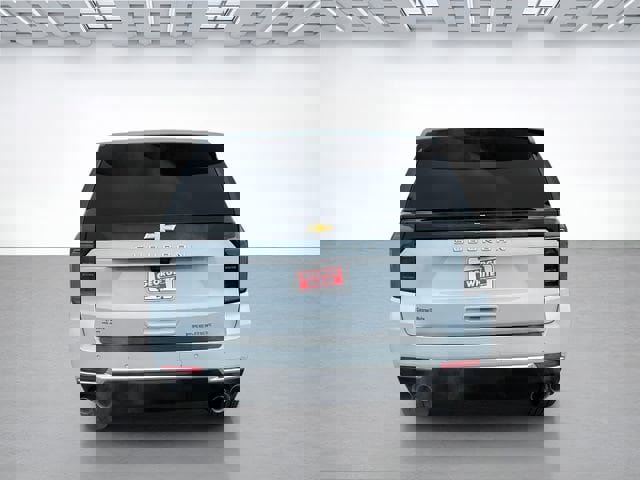 New 2026 Chevrolet Suburban Premier image 5