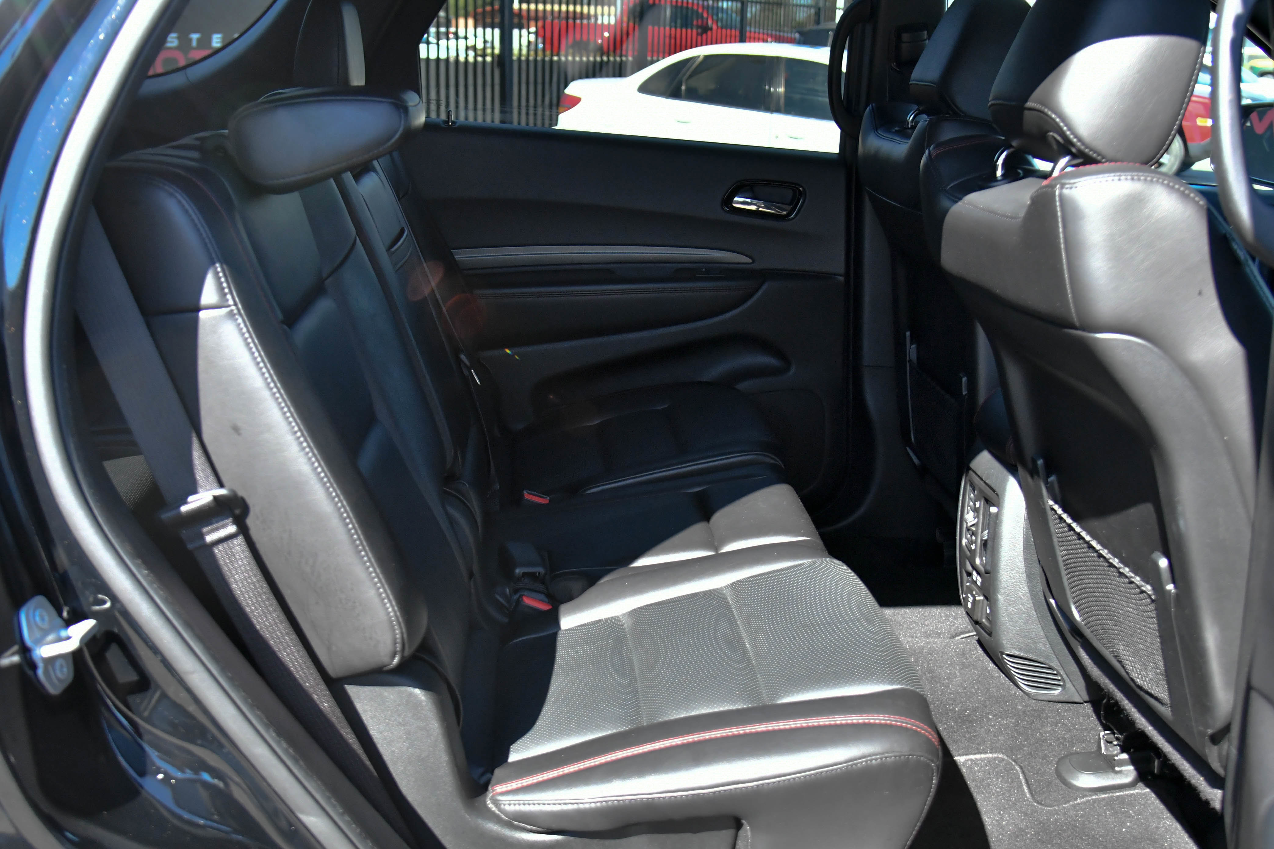Used 2025 Dodge Durango GT image 47