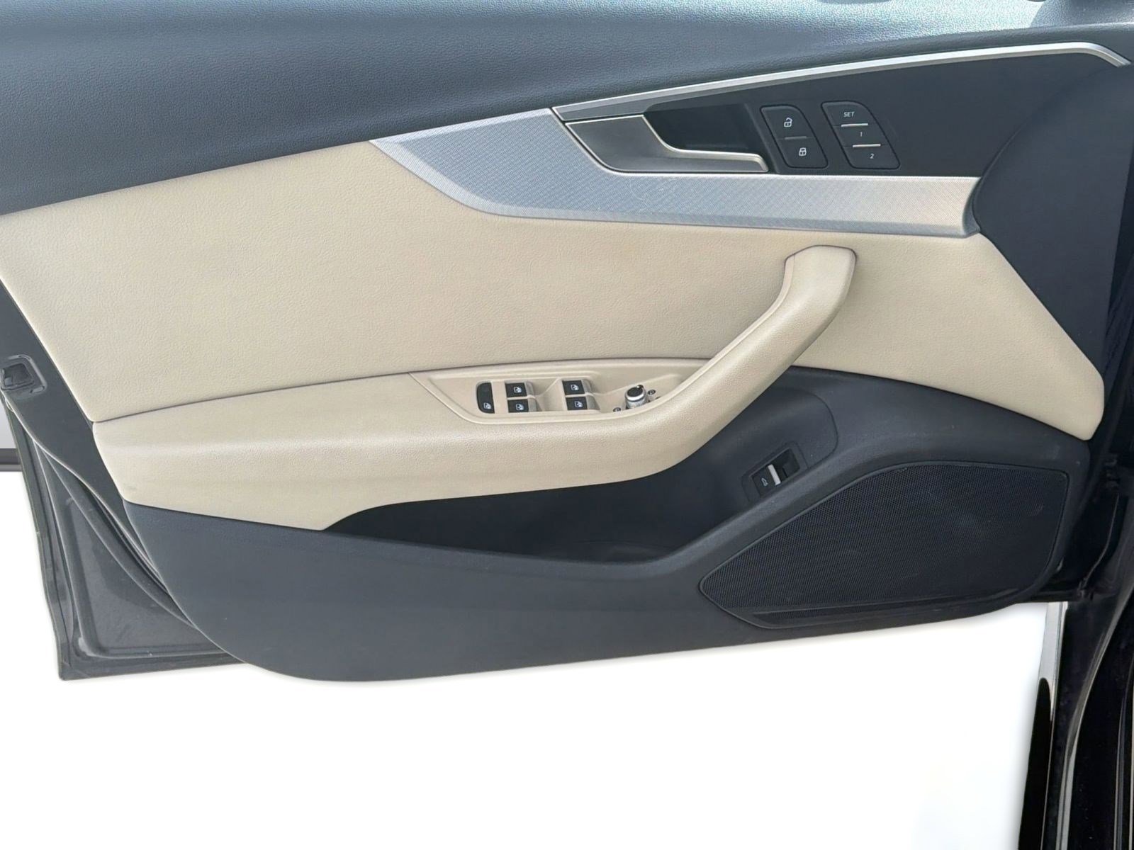 Used 2018 Audi A4 2.0T Ultra Premium w/ Convenience Package FWD image 13