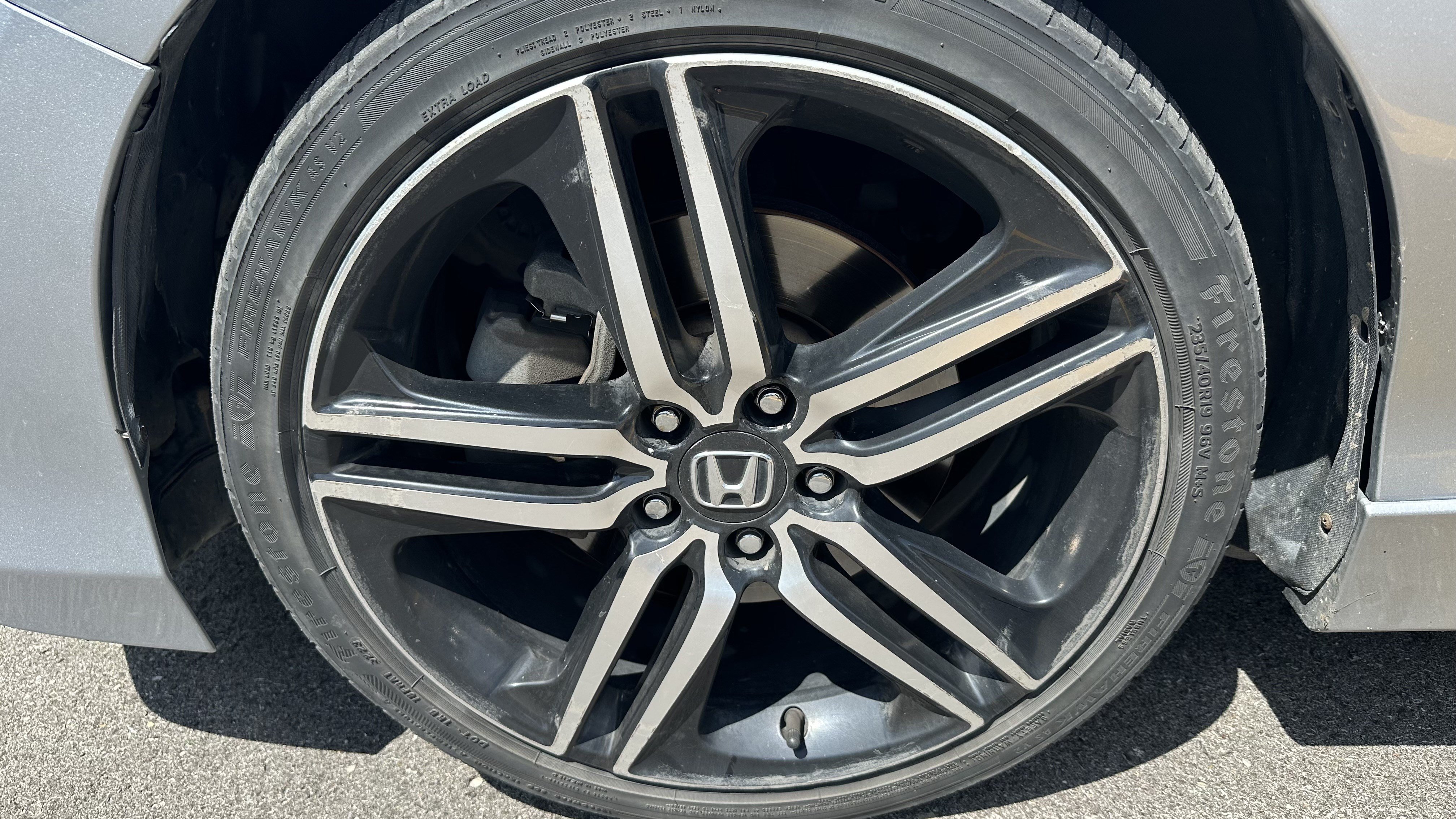 Used 2017 Honda Accord Sport image 12