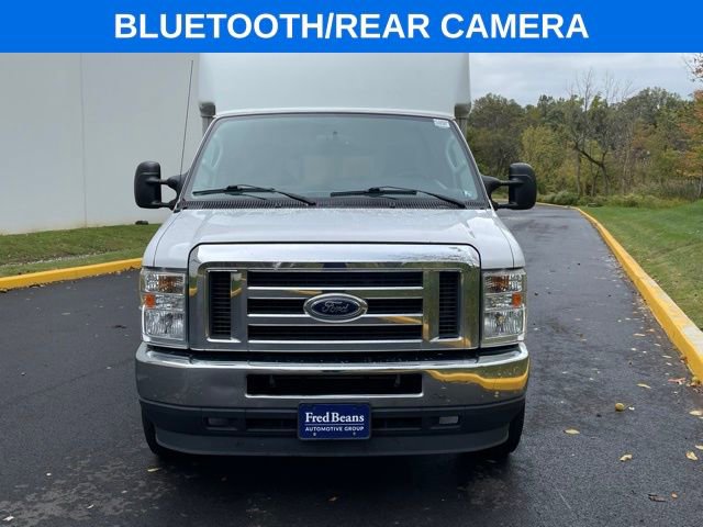 Certified 2022 Ford E-350 and Econoline 350 Super Duty w/ Power Windows & Locks Group image 3