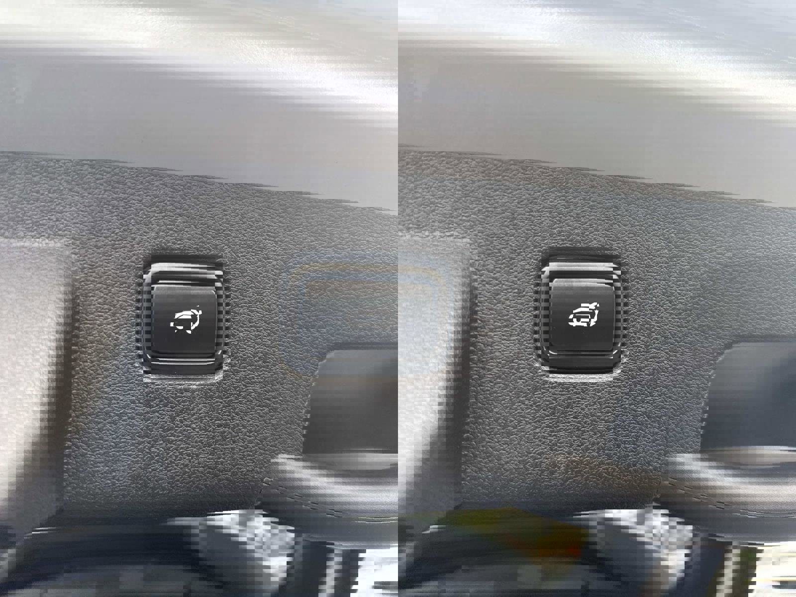 Used 2023 Kia Sportage X-Line w/ X-Line Premium Package AWD/4WD image 8