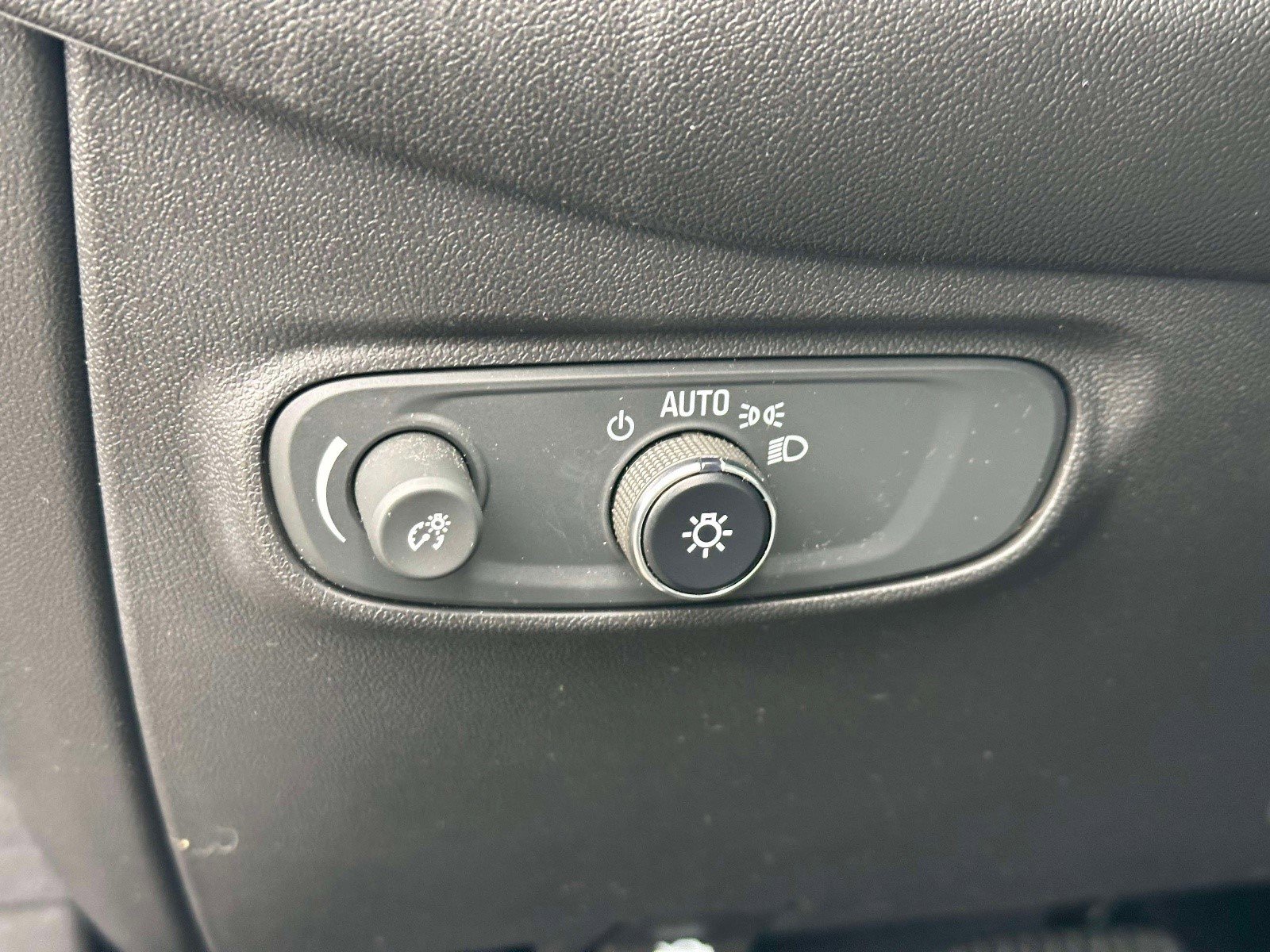 Certified 2023 Chevrolet Equinox LT FWD image 22