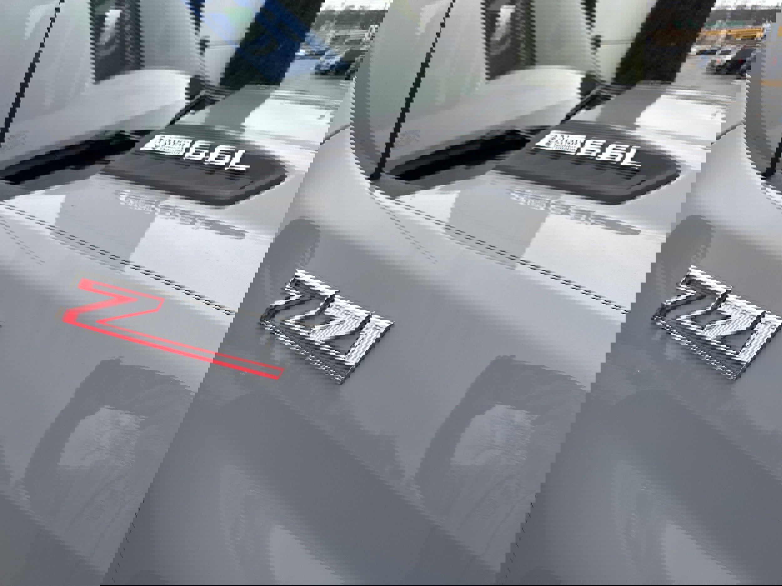 Used 2024 Chevrolet Silverado 2500 Custom w/ Custom Value Package image 3