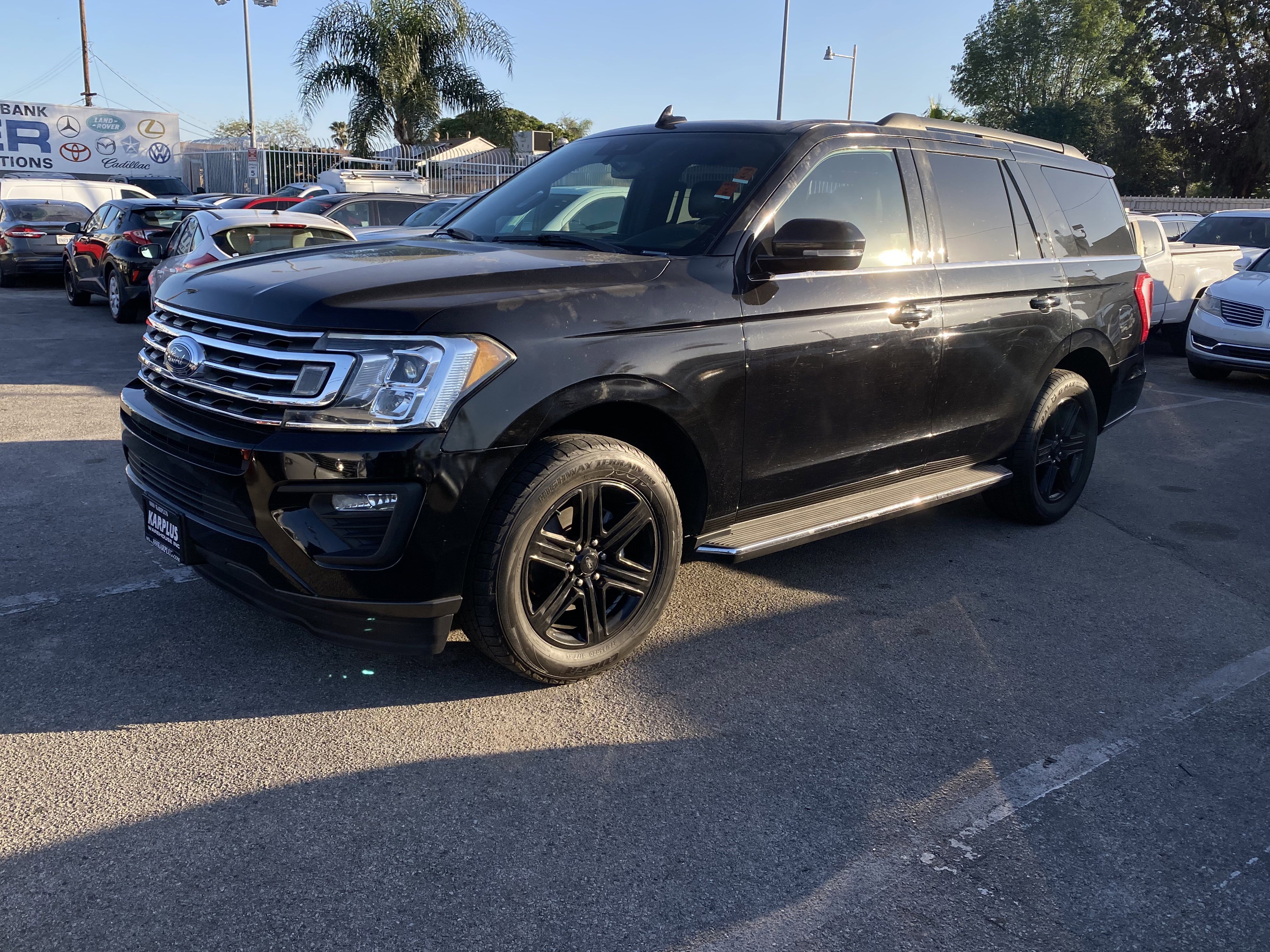 Used 2020 Ford Expedition XLT w/ Equipment Group 202A image 2