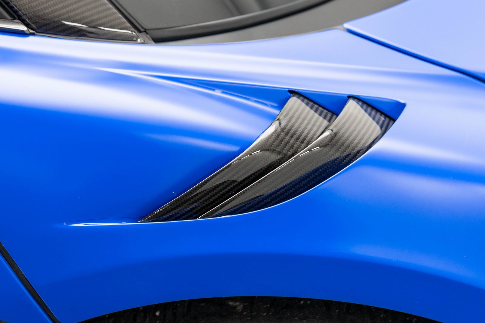 Used 2020 McLaren 620R RWD image 47