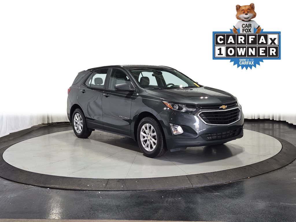 Used 2020 Chevrolet Equinox LS FWD image 2