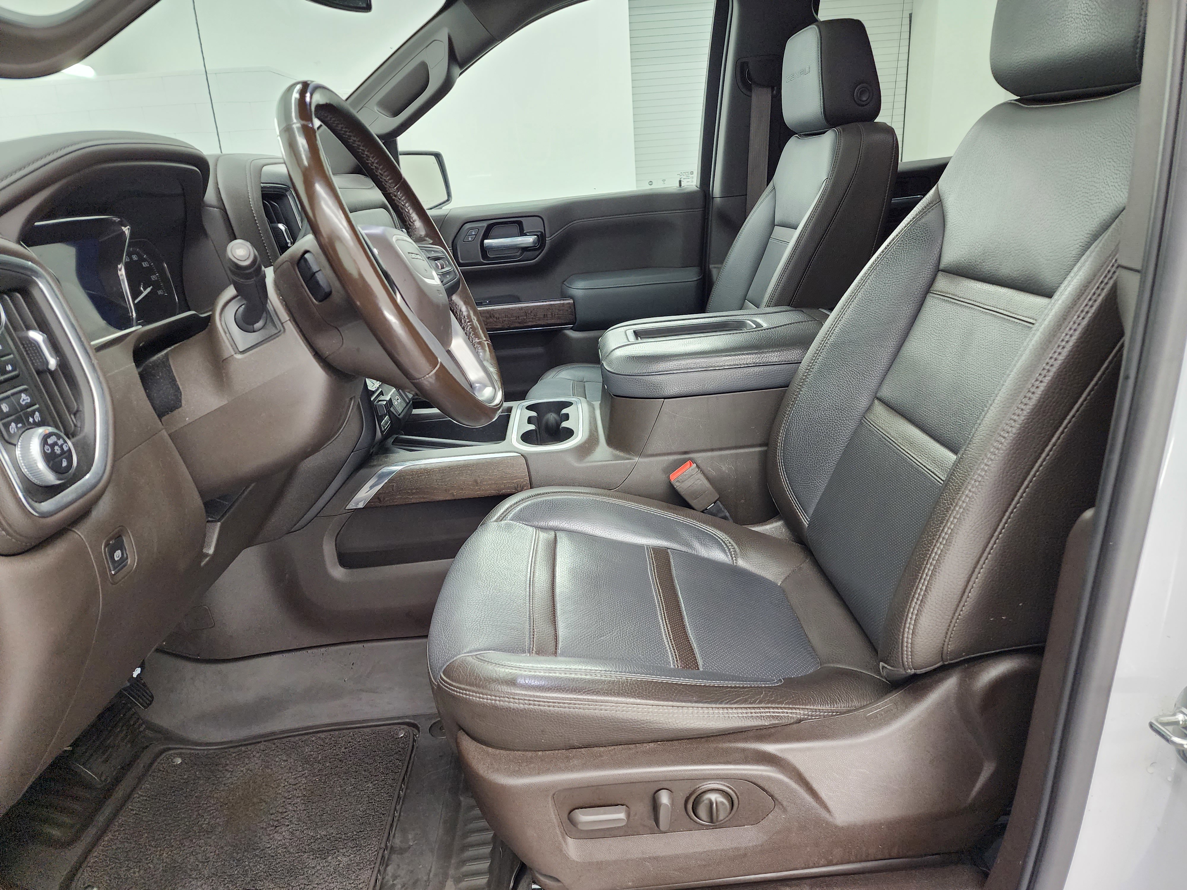 Used 2021 GMC Sierra 1500 Denali w/ Driver Alert Package II image 8