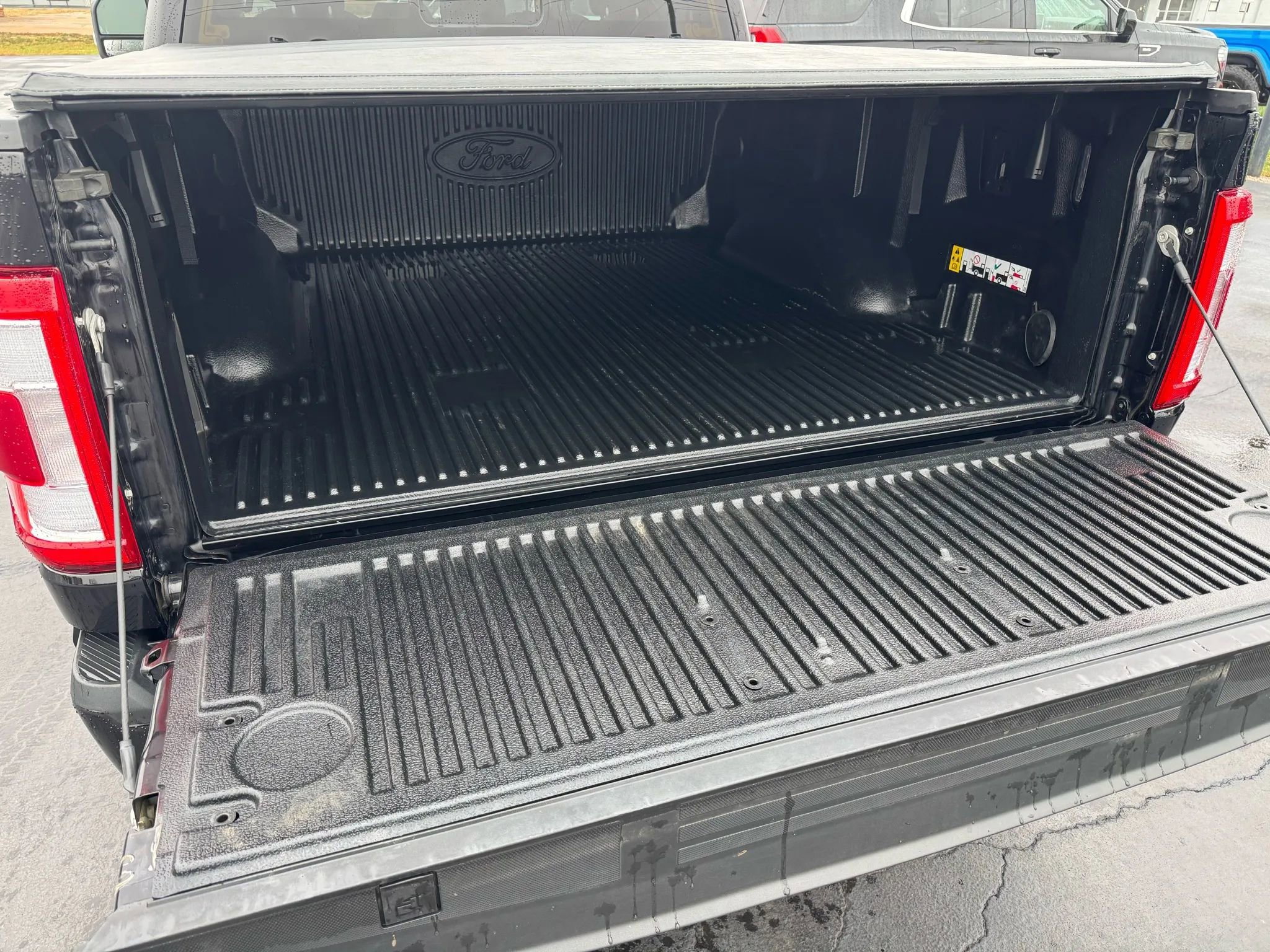 Used 2023 Ford F150 Lariat image 14