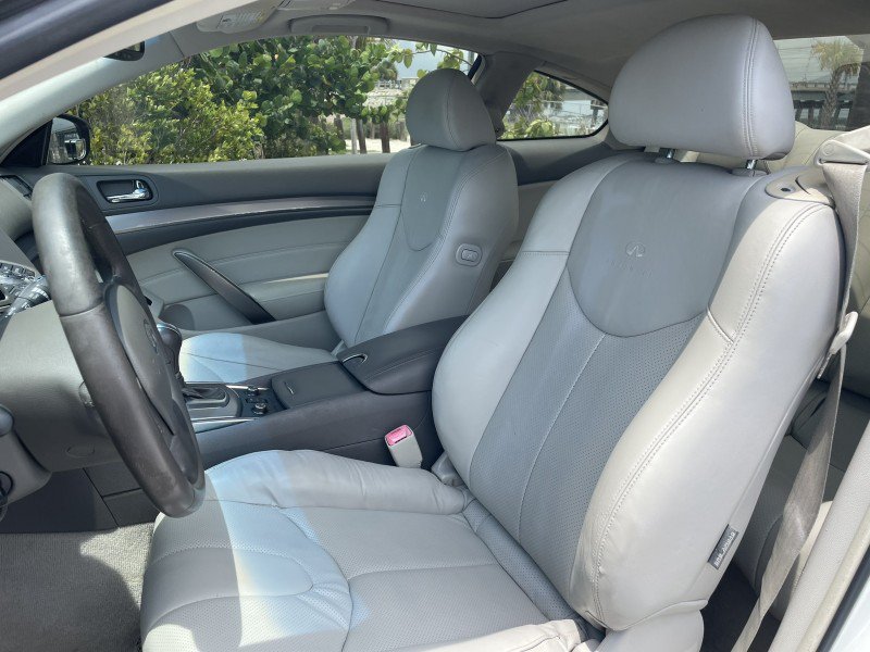 Used 2012 INFINITI G37 x Coupe w/ Premium Pkg AWD/4WD image 2