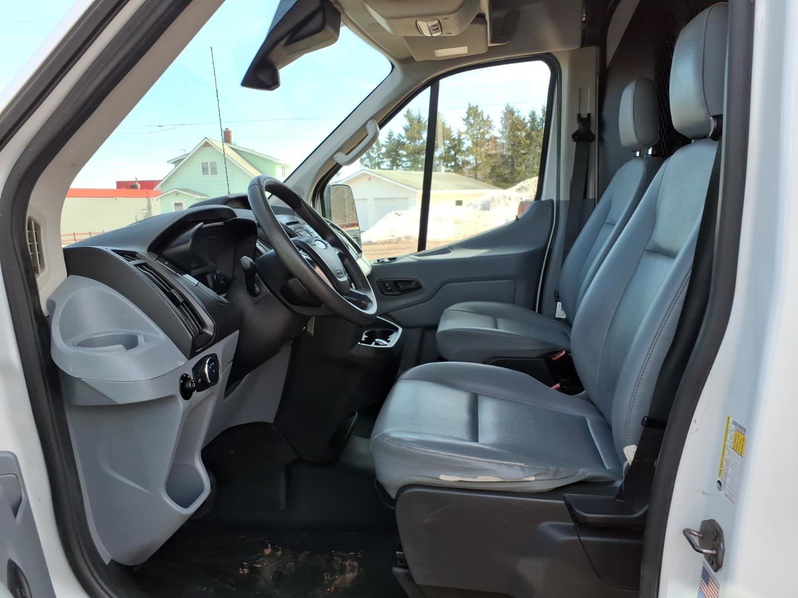Used 2019 Ford Transit 250 148 Medium Roof image 10