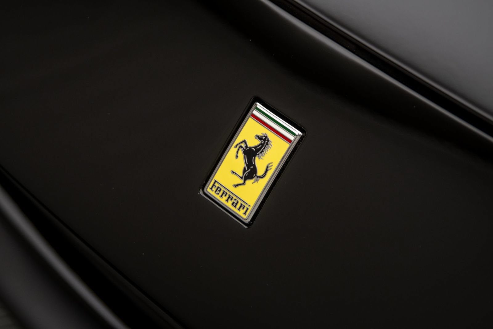 Used 2023 Ferrari Portofino M RWD image 50