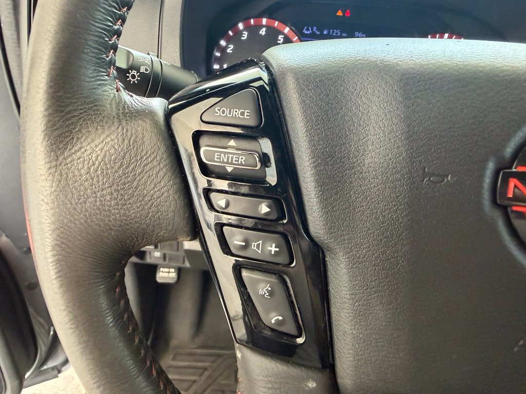 Used 2025 Nissan Frontier Pro-X RWD image 43