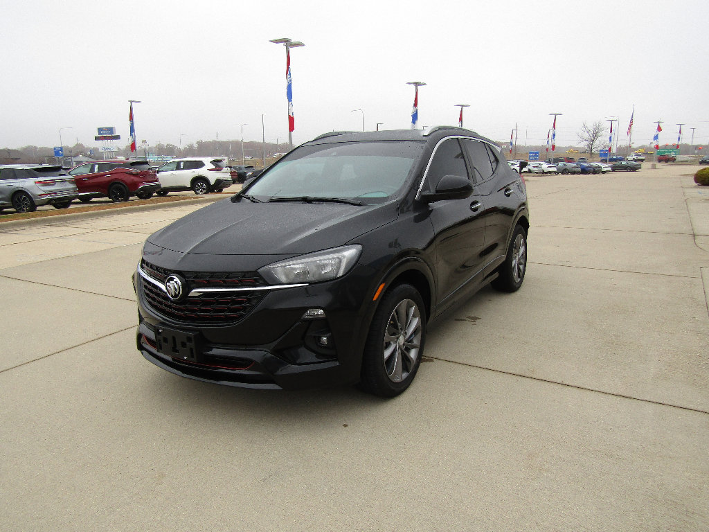 Used 2022 Buick Encore GX Select w/ Sport Touring Package image 1