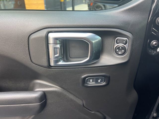New 2025 Jeep Gladiator Sport image 6